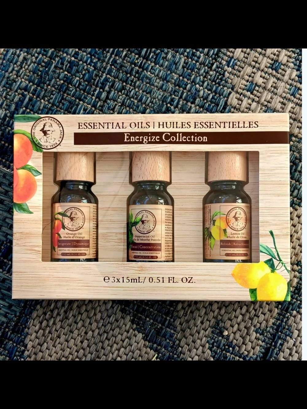 Panama Jack set three